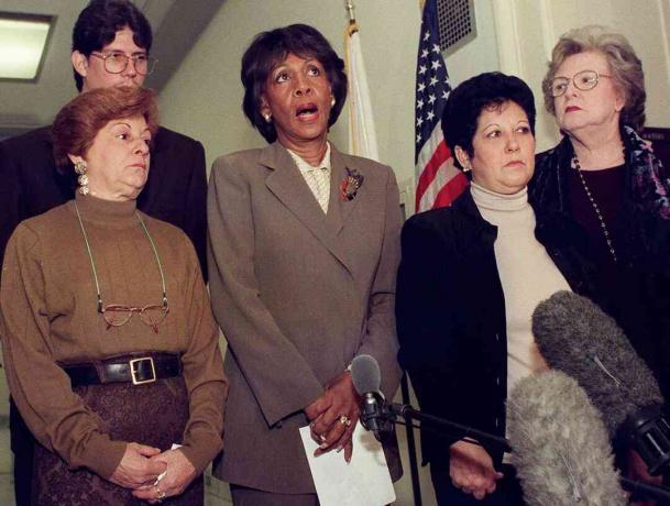 González Elián nagyanyái találkoznak a Maxine Waters kongresszusi asszonylal, 2000