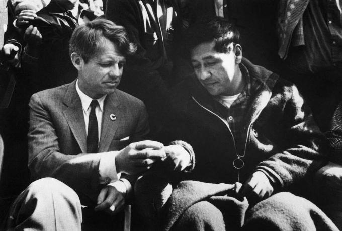 Cesar Chavez és Robert Kennedy Break Kenyér