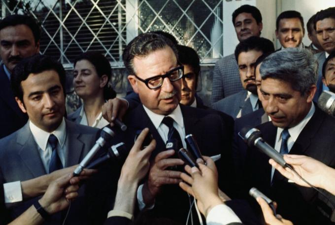 Dr. Salvador Allende győzelem ünneplése