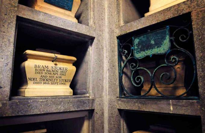 Bram Stoker ír író utolsó pihenőhelye