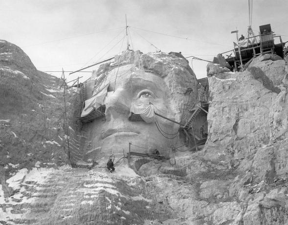 Faragás Thomas Jefferson a Mount Rushmore-n