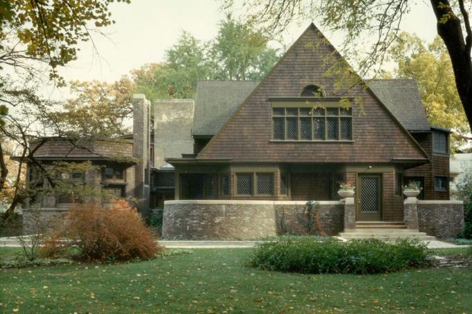 Frank Lloyd Wright otthonának nyugati homlokzata, az illinoisi Oak Parkban