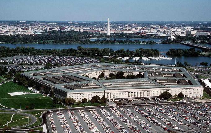 Légifelvétel a Pentagonról, az Egyesült Államok Védelmi Minisztériumának központjáról.