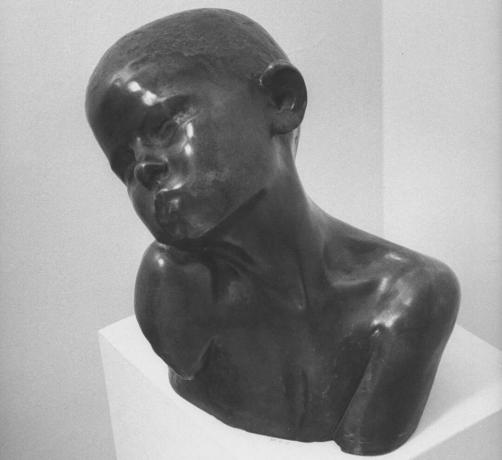 Konstantin Brancusi fiú szobor