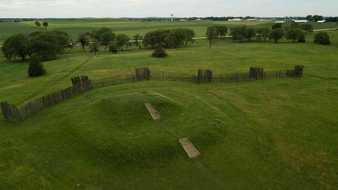 Palisaded Mound Group az aztalanban, Wisconsin