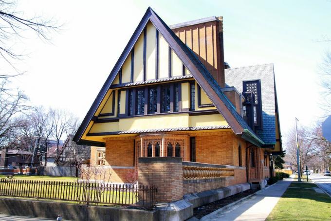 The Nathan G. A Moore ház 1895-ben épült, Frank Lloyd Wright tervezte és átalakította, Oak Park, Illinois