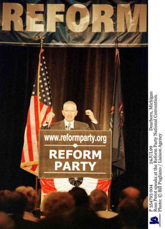 Ross Perot a Reform Párt Országos Konferenciáján beszél